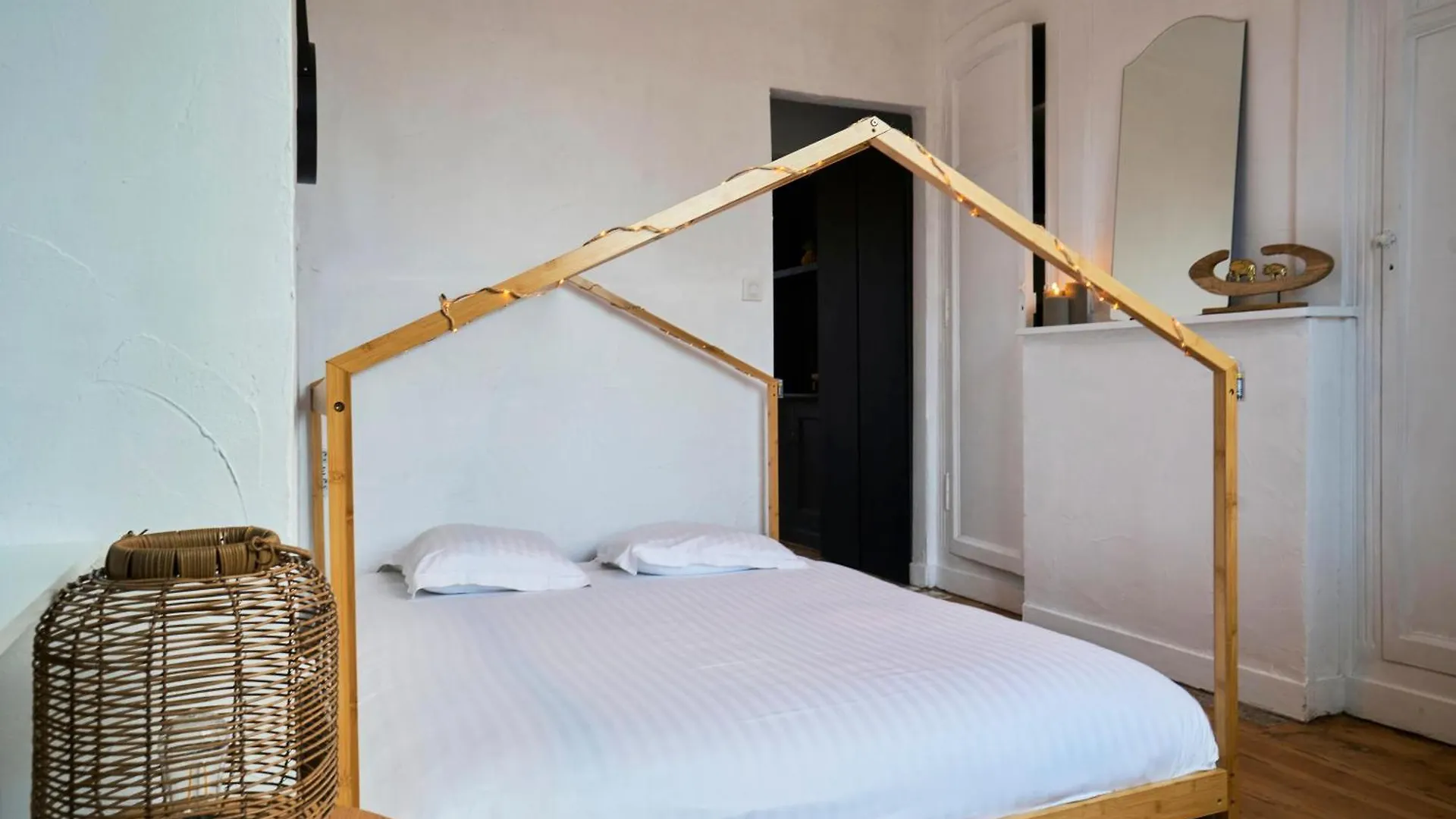 Apartamento Le Bellagio - Les Demeures D'Adrien Lila 0*,